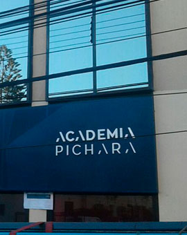 Letrero Academia Pichara