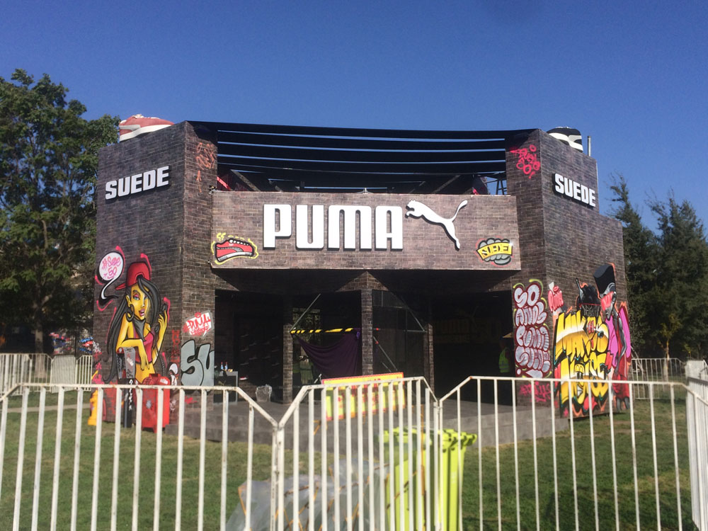 Stand Puma - Lollapalooza - Letrero