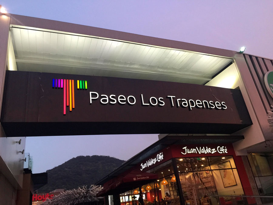 Paseo Los Trapenses - Letrero